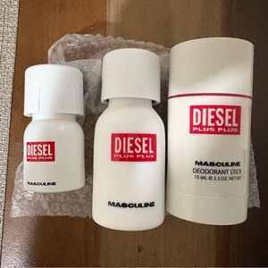 Diesel Plus Plus Masculine Set - White and Red